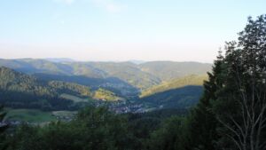 Dieses Bild zeigt eine Webcam-Aufnahme vom Achertal, aufgenommen am Freitag, den 19.06.2026 um 06:30 Uhr. Die Temperatur betrug 22.2°C.