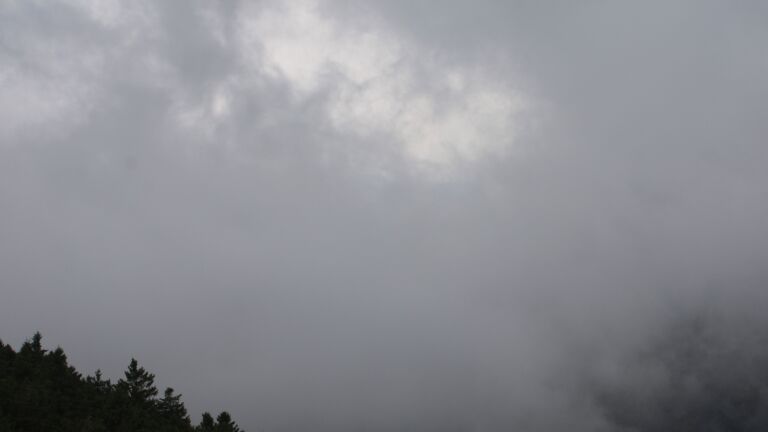 Dieses Bild zeigt eine Webcam-Aufnahme vom Achertal, aufgenommen am Dienstag, den 30.09.2025 um 12:50 Uhr. Die Temperatur betrug 9.2°C.