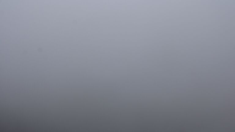 Dieses Bild zeigt eine Webcam-Aufnahme vom Achertal, aufgenommen am Montag, den 06.10.2025 um 15:20 Uhr. Die Temperatur betrug 5.2°C.