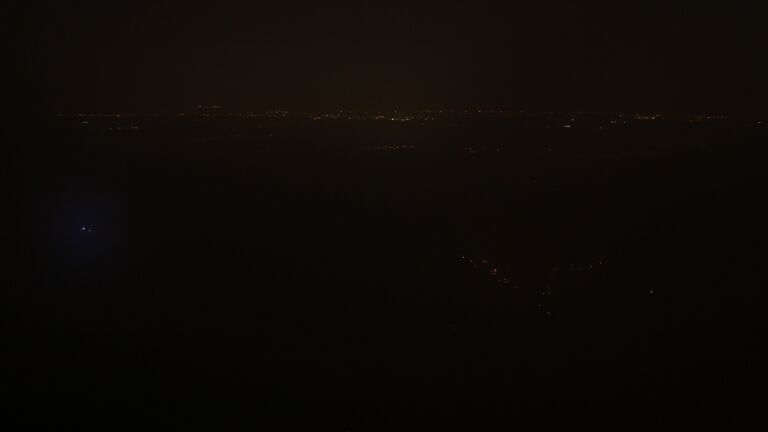 Dieses Bild zeigt eine Webcam-Aufnahme vom Achertal, aufgenommen am Donnerstag, den 18.12.2025 um 00:30 Uhr. Die Temperatur betrug 4.6°C.