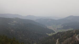 Dieses Bild zeigt eine Webcam-Aufnahme vom Achertal, aufgenommen am Samstag, den 11.04.2026 um 18:50 Uhr. Die Temperatur betrug 11.9°C.