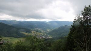 Dieses Bild zeigt eine Webcam-Aufnahme vom Achertal, aufgenommen am Donnerstag, den 11.06.2026 um 12:00 Uhr. Die Temperatur betrug 9.1°C.