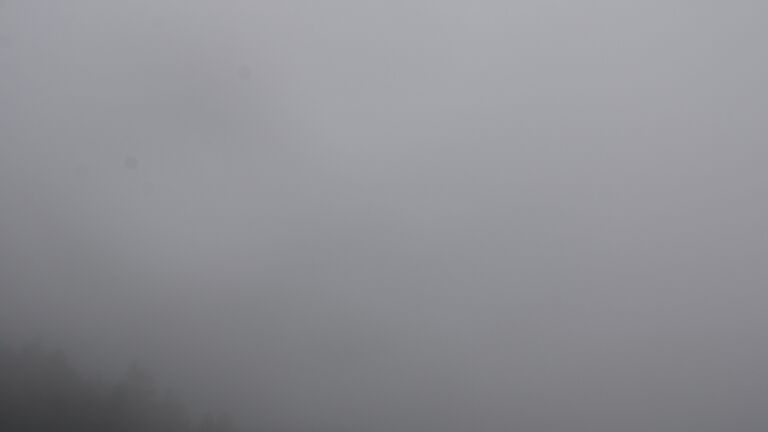 Dieses Bild zeigt eine Webcam-Aufnahme vom Achertal, aufgenommen am Mittwoch, den 22.10.2025 um 10:20 Uhr. Die Temperatur betrug 8.1°C.
