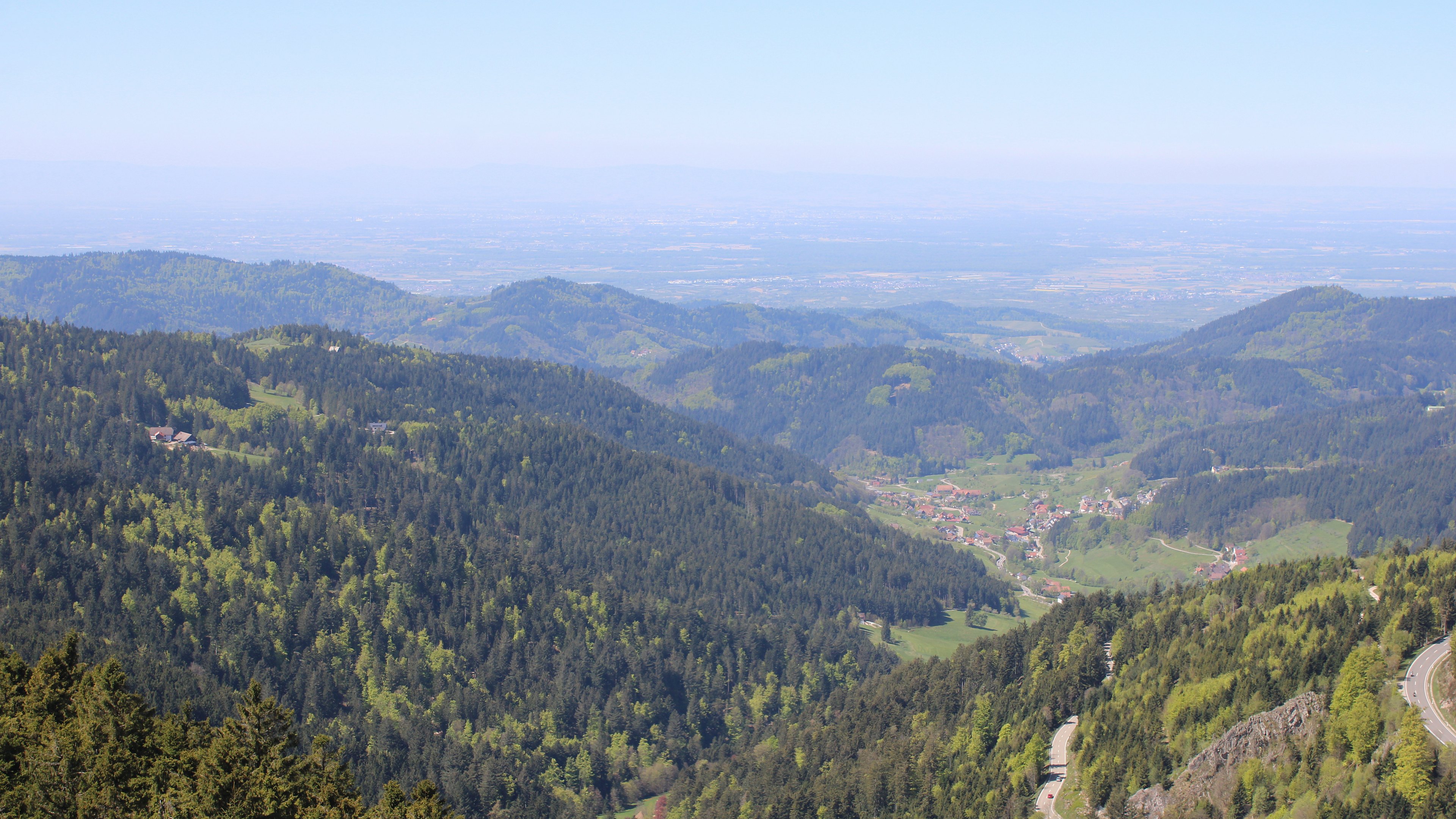 Zum Fotoarchiv vom Sonntag, 26. April 2026