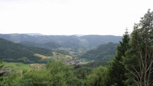 Dieses Bild zeigt eine Webcam-Aufnahme vom Achertal, aufgenommen am Dienstag, den 16.06.2026 um 14:10 Uhr. Die Temperatur betrug 18°C.