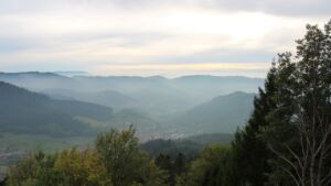 Dieses Bild zeigt eine Webcam-Aufnahme vom Achertal, aufgenommen am Dienstag, den 20.10.2026 um 17:10 Uhr. Die Temperatur betrug 15.1°C.