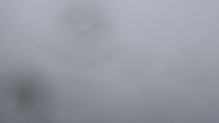 Dieses Bild zeigt eine Webcam-Aufnahme vom Achertal, aufgenommen am Samstag, den 04.04.2026 um 12:10 Uhr. Die Temperatur betrug 5.8°C.