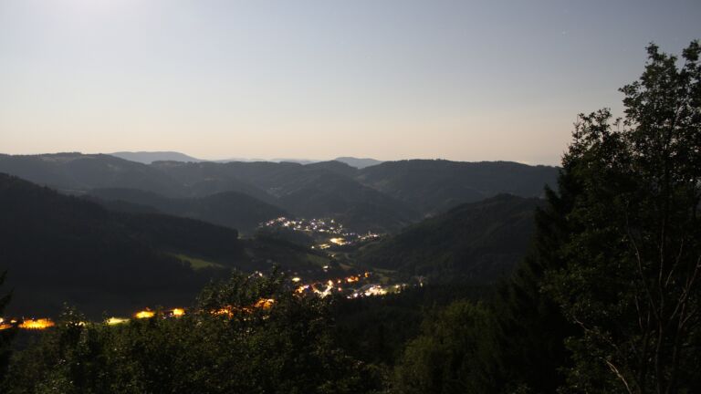 Dieses Bild zeigt eine Webcam-Aufnahme vom Achertal, aufgenommen am Donnerstag, den 30.07.2026 um 03:00 Uhr. Die Temperatur betrug 26°C.