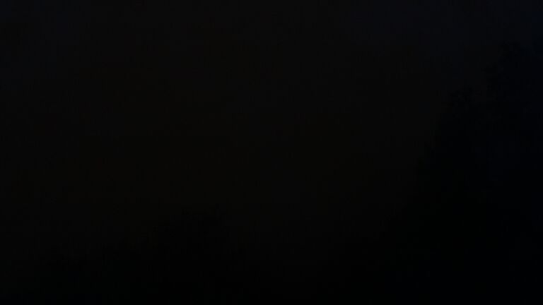 Dieses Bild zeigt eine Webcam-Aufnahme vom Achertal, aufgenommen am Mittwoch, den 21.10.2026 um 04:30 Uhr. Die Temperatur betrug 7.8°C.