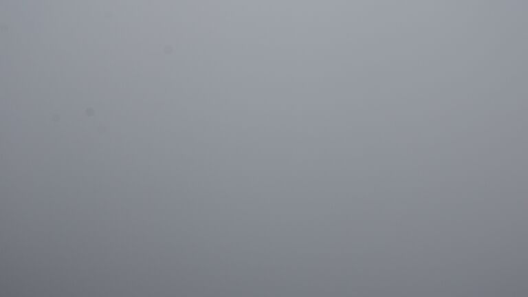 Dieses Bild zeigt eine Webcam-Aufnahme vom Achertal, aufgenommen am Donnerstag, den 21.08.2025 um 12:00 Uhr. Die Temperatur betrug 14.3°C.