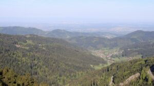 Dieses Bild zeigt eine Webcam-Aufnahme vom Achertal, aufgenommen am Mittwoch, den 29.04.2026 um 08:40 Uhr. Die Temperatur betrug 8.4°C.