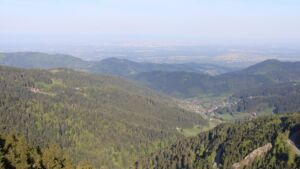 Dieses Bild zeigt eine Webcam-Aufnahme vom Achertal, aufgenommen am Mittwoch, den 29.04.2026 um 08:10 Uhr. Die Temperatur betrug 8.2°C.