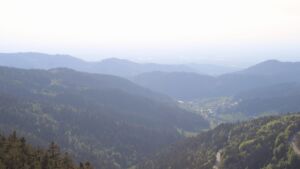 Dieses Bild zeigt eine Webcam-Aufnahme vom Achertal, aufgenommen am Samstag, den 02.05.2026 um 18:40 Uhr. Die Temperatur betrug 19.3°C.