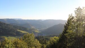 Dieses Bild zeigt eine Webcam-Aufnahme vom Achertal, aufgenommen am Freitag, den 25.09.2026 um 18:20 Uhr. Die Temperatur betrug 23.8°C.