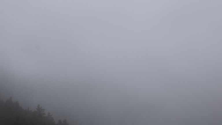 Dieses Bild zeigt eine Webcam-Aufnahme vom Achertal, aufgenommen am Montag, den 04.08.2025 um 10:30 Uhr. Die Temperatur betrug 9.9°C.