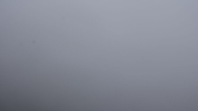 Dieses Bild zeigt eine Webcam-Aufnahme vom Achertal, aufgenommen am Sonntag, den 05.10.2025 um 11:50 Uhr. Die Temperatur betrug 3.6°C.