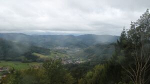 Dieses Bild zeigt eine Webcam-Aufnahme vom Achertal, aufgenommen am Donnerstag, den 08.10.2026 um 08:00 Uhr. Die Temperatur betrug 13°C.