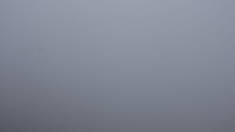 Dieses Bild zeigt eine Webcam-Aufnahme vom Achertal, aufgenommen am Donnerstag, den 21.08.2025 um 07:50 Uhr. Die Temperatur betrug 12.9°C.