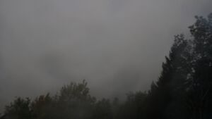 Dieses Bild zeigt eine Webcam-Aufnahme vom Achertal, aufgenommen am Mittwoch, den 28.10.2026 um 05:00 Uhr. Die Temperatur betrug 8.1°C.