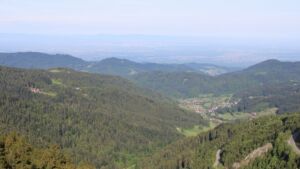 Dieses Bild zeigt eine Webcam-Aufnahme vom Achertal, aufgenommen am Sonntag, den 10.05.2026 um 08:40 Uhr. Die Temperatur betrug 15.9°C.