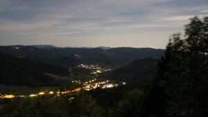 Dieses Bild zeigt eine Webcam-Aufnahme vom Achertal, aufgenommen am Dienstag, den 29.09.2026 um 06:10 Uhr. Die Temperatur betrug 21.5°C.