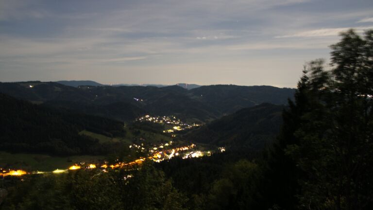 Dieses Bild zeigt eine Webcam-Aufnahme vom Achertal, aufgenommen am Dienstag, den 29.09.2026 um 06:10 Uhr. Die Temperatur betrug 21.5°C.
