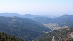 Dieses Bild zeigt eine Webcam-Aufnahme vom Achertal, aufgenommen am Mittwoch, den 04.03.2026 um 14:00 Uhr. Die Temperatur betrug 9.2°C.