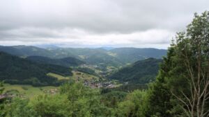 Dieses Bild zeigt eine Webcam-Aufnahme vom Achertal, aufgenommen am Mittwoch, den 10.06.2026 um 14:50 Uhr. Die Temperatur betrug 10.4°C.
