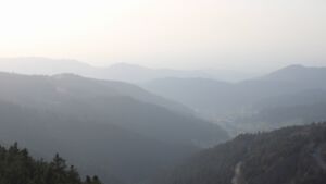 Dieses Bild zeigt eine Webcam-Aufnahme vom Achertal, aufgenommen am Montag, den 09.03.2026 um 17:10 Uhr. Die Temperatur betrug 11°C.