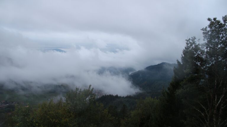 Dieses Bild zeigt eine Webcam-Aufnahme vom Achertal, aufgenommen am Mittwoch, den 14.10.2026 um 07:30 Uhr. Die Temperatur betrug 10.9°C.