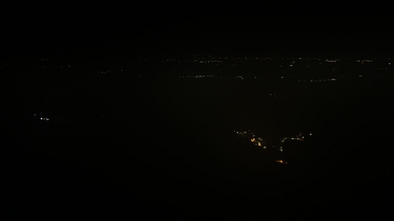 Dieses Bild zeigt eine Webcam-Aufnahme vom Achertal, aufgenommen am Dienstag, den 22.07.2025 um 03:40 Uhr. Die Temperatur betrug 10.9°C.