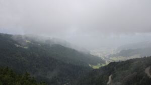 Dieses Bild zeigt eine Webcam-Aufnahme vom Achertal, aufgenommen am Freitag, den 05.09.2025 um 13:10 Uhr. Die Temperatur betrug 11°C.
