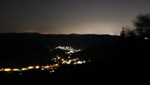 Dieses Bild zeigt eine Webcam-Aufnahme vom Achertal, aufgenommen am Mittwoch, den 12.08.2026 um 02:30 Uhr. Die Temperatur betrug 20.2°C.