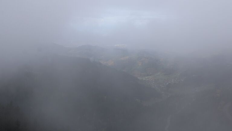 Dieses Bild zeigt eine Webcam-Aufnahme vom Achertal, aufgenommen am Montag, den 03.11.2025 um 10:10 Uhr. Die Temperatur betrug 3.6°C.