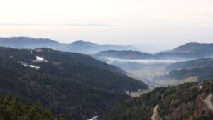 Dieses Bild zeigt eine Webcam-Aufnahme vom Achertal, aufgenommen am Samstag, den 17.01.2026 um 15:10 Uhr. Die Temperatur betrug 6.7°C.