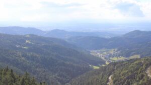 Dieses Bild zeigt eine Webcam-Aufnahme vom Achertal, aufgenommen am Freitag, den 05.09.2025 um 17:00 Uhr. Die Temperatur betrug 11.4°C.