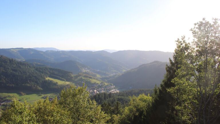 Dieses Bild zeigt eine Webcam-Aufnahme vom Achertal, aufgenommen am Dienstag, den 22.09.2026 um 17:50 Uhr. Die Temperatur betrug 22.8°C.