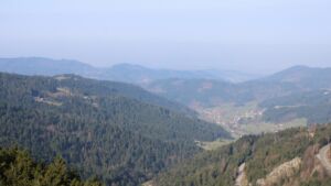 Dieses Bild zeigt eine Webcam-Aufnahme vom Achertal, aufgenommen am Montag, den 23.03.2026 um 09:20 Uhr. Die Temperatur betrug 6.7°C.