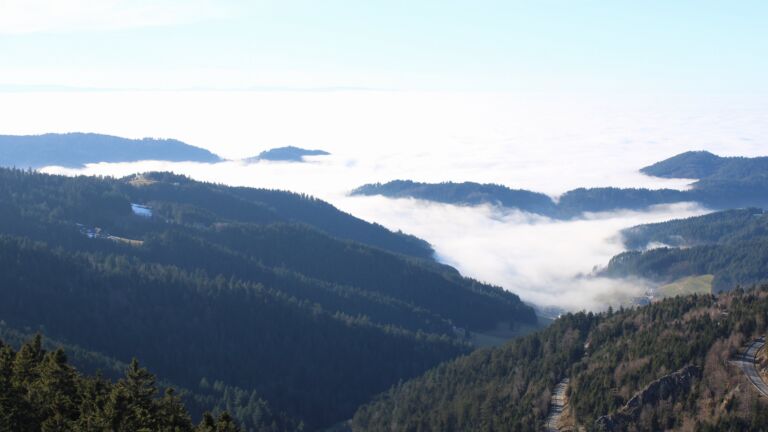 Dieses Bild zeigt eine Webcam-Aufnahme vom Achertal, aufgenommen am Sonntag, den 08.02.2026 um 15:20 Uhr. Die Temperatur betrug 4.1°C.