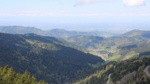 Dieses Bild zeigt eine Webcam-Aufnahme vom Achertal, aufgenommen am Montag, den 20.04.2026 um 11:30 Uhr. Die Temperatur betrug 9.9°C.