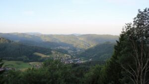 Dieses Bild zeigt eine Webcam-Aufnahme vom Achertal, aufgenommen am Mittwoch, den 17.06.2026 um 06:20 Uhr. Die Temperatur betrug 16.6°C.