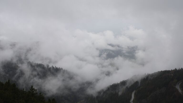 Dieses Bild zeigt eine Webcam-Aufnahme vom Achertal, aufgenommen am Sonntag, den 12.04.2026 um 15:10 Uhr. Die Temperatur betrug 3°C.