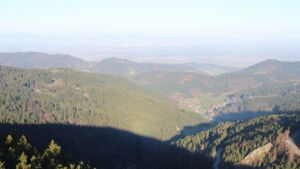 Dieses Bild zeigt eine Webcam-Aufnahme vom Achertal, aufgenommen am Dienstag, den 07.04.2026 um 08:10 Uhr. Die Temperatur betrug 10.6°C.