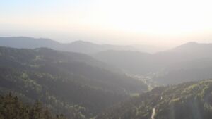 Dieses Bild zeigt eine Webcam-Aufnahme vom Achertal, aufgenommen am Donnerstag, den 30.04.2026 um 19:50 Uhr. Die Temperatur betrug 9.6°C.