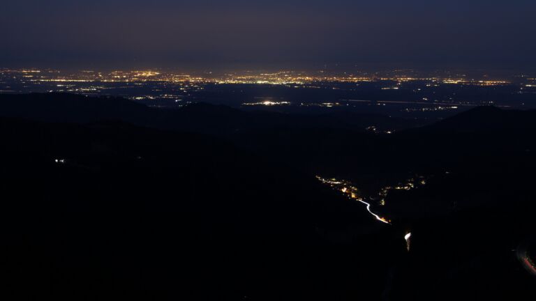 Dieses Bild zeigt eine Webcam-Aufnahme vom Achertal, aufgenommen am Freitag, den 27.02.2026 um 06:20 Uhr. Die Temperatur betrug 11.1°C.