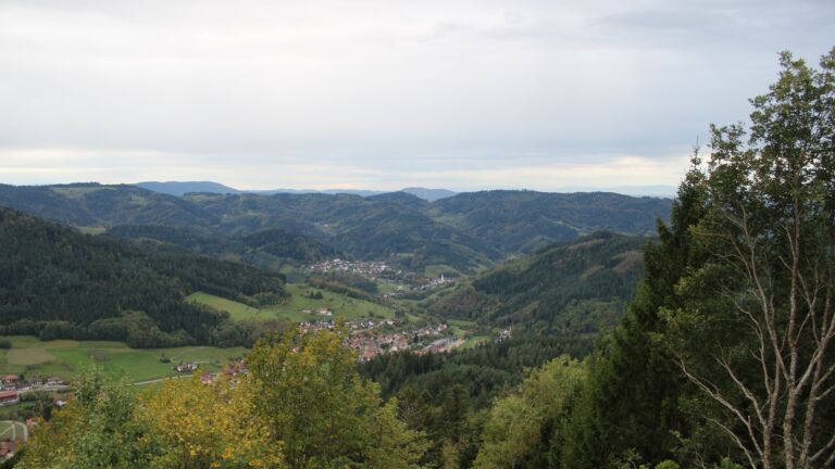 Dieses Bild zeigt eine Webcam-Aufnahme vom Achertal, aufgenommen am Freitag, den 23.10.2026 um 09:20 Uhr. Die Temperatur betrug 10.8°C.