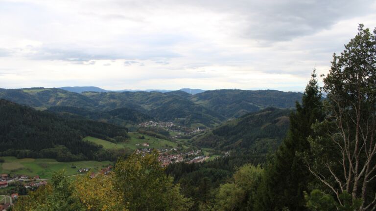 Dieses Bild zeigt eine Webcam-Aufnahme vom Achertal, aufgenommen am Freitag, den 23.10.2026 um 10:40 Uhr. Die Temperatur betrug 10.7°C.