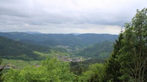 Dieses Bild zeigt eine Webcam-Aufnahme vom Achertal, aufgenommen am Mittwoch, den 20.05.2026 um 14:40 Uhr. Die Temperatur betrug 12.2°C.