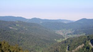 Dieses Bild zeigt eine Webcam-Aufnahme vom Achertal, aufgenommen am Freitag, den 08.05.2026 um 08:30 Uhr. Die Temperatur betrug 8.6°C.