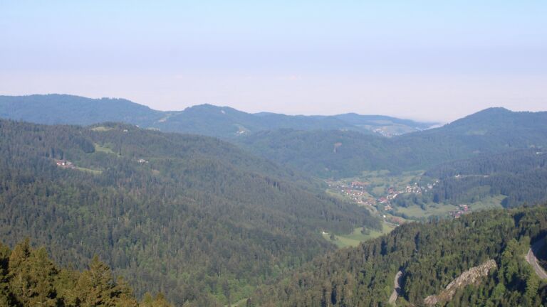 Dieses Bild zeigt eine Webcam-Aufnahme vom Achertal, aufgenommen am Freitag, den 08.05.2026 um 08:30 Uhr. Die Temperatur betrug 8.6°C.